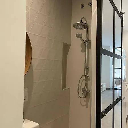 Apartment Complejo Pinta18 At1, At2 Y At3 *