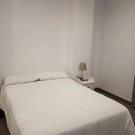 Complejo Pinta18 At1, At2 Y At3 Apartment Seville